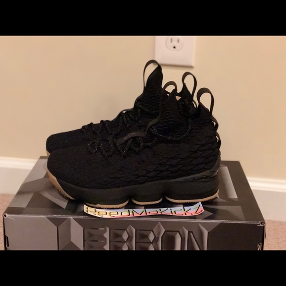 lebron 15 gs black gum